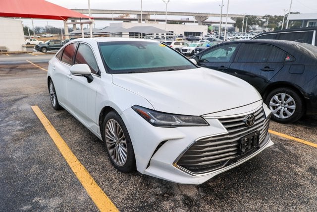 2021 Toyota AVALON Limited