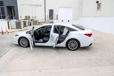 2021 Toyota AVALON Limited