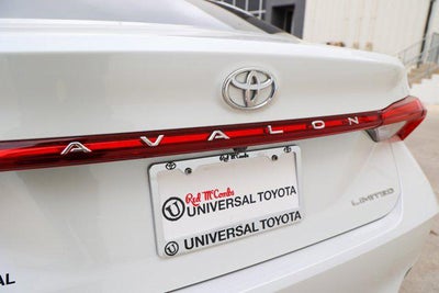 2021 Toyota AVALON Limited