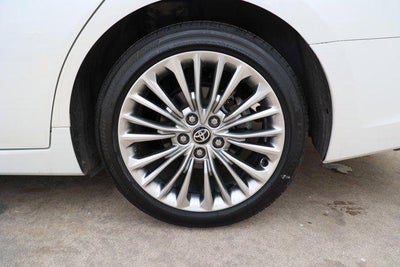 2021 Toyota AVALON Limited