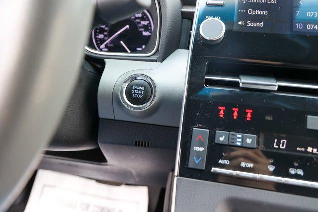 2021 Toyota AVALON Limited