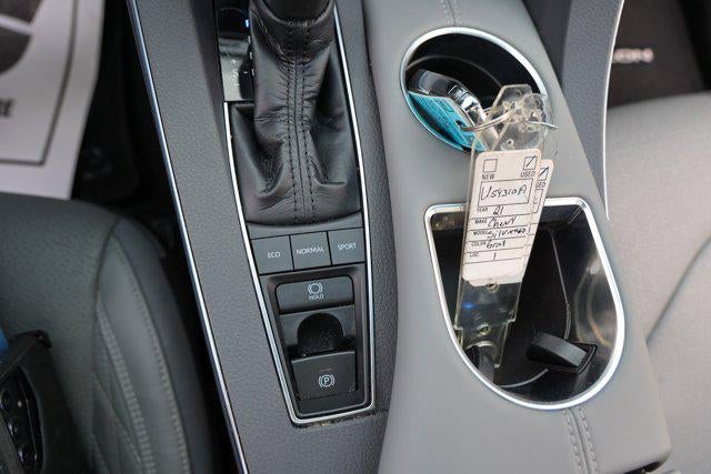 2021 Toyota AVALON Limited