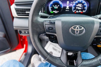 2025 Toyota CAMRY XSE