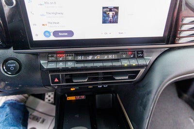 2025 Toyota CAMRY XSE