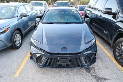 2025 Toyota Camry SE