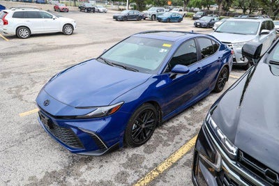 2025 Toyota CAMRY SE