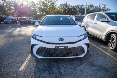 2026 Toyota CAMRY SE