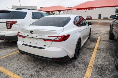 2025 Toyota Camry SE