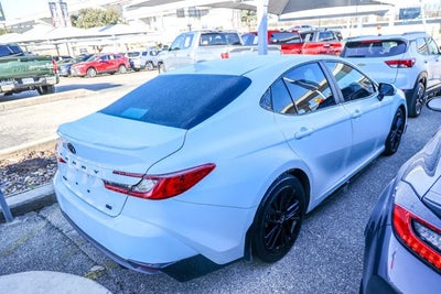 2025 Toyota CAMRY SE