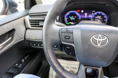 2025 Toyota Camry XLE
