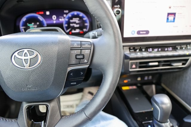 2025 Toyota Camry XLE
