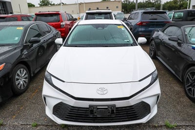 2025 Toyota CAMRY LE