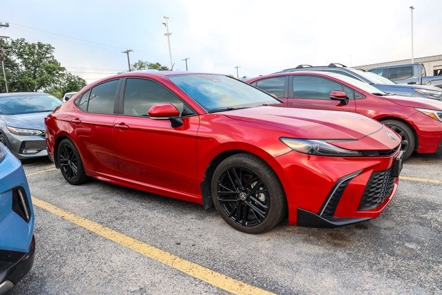 2025 Toyota Camry SE