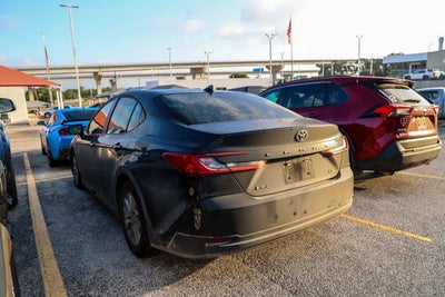 2025 Toyota Camry LE