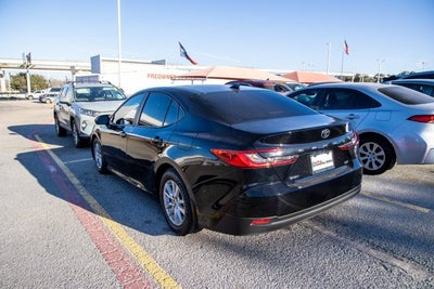 2025 Toyota CAMRY LE