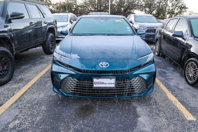 2025 Toyota CAMRY XLE