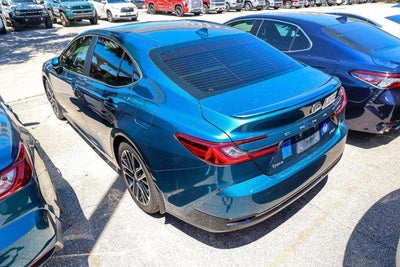 2025 Toyota CAMRY XLE