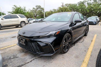 2025 Toyota CAMRY XSE
