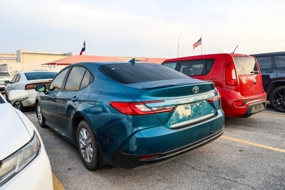 2025 Toyota CAMRY LE