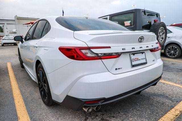 2025 Toyota CAMRY SE