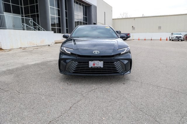 2025 Toyota CAMRY XLE