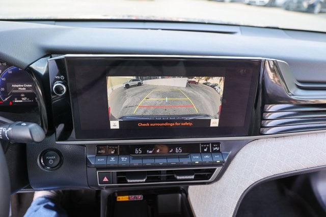 2025 Toyota CAMRY XLE