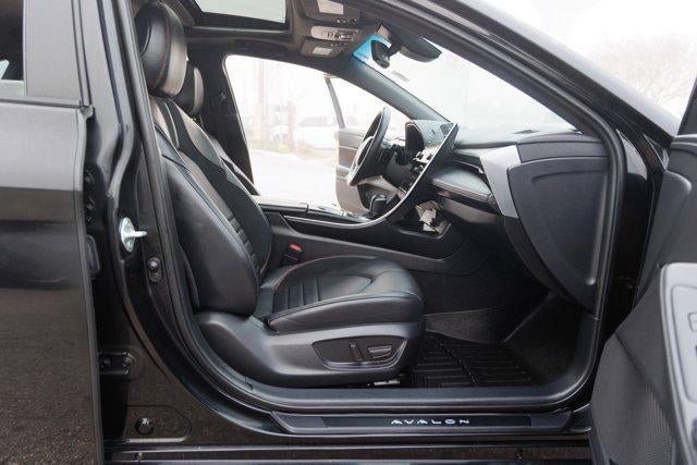 2022 Toyota AVALON HYBRID Hybrid XSE Nightshade