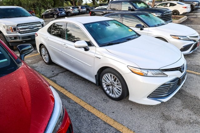 2020 Toyota Camry Hybrid Hybrid XLE