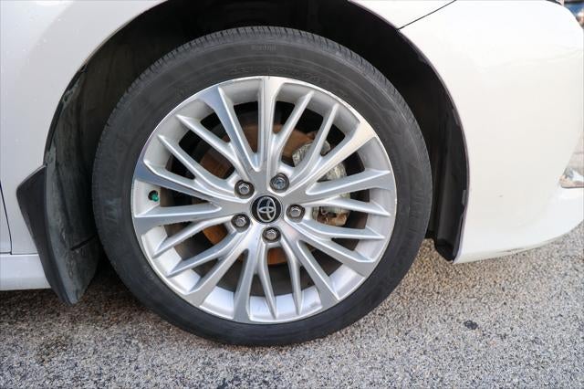 2020 Toyota Camry Hybrid Hybrid XLE