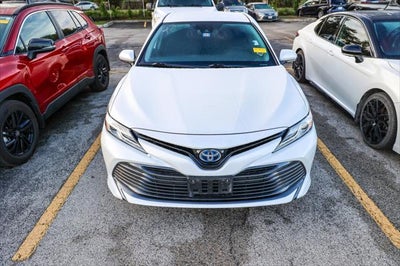2020 Toyota Camry Hybrid Hybrid XLE