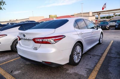 2020 Toyota Camry Hybrid Hybrid XLE