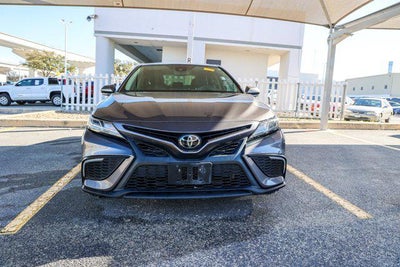 2022 Toyota CAMRY SE