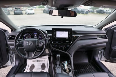 2024 Toyota CAMRY SE