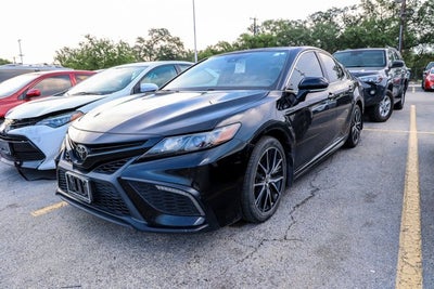 2023 Toyota Camry SE
