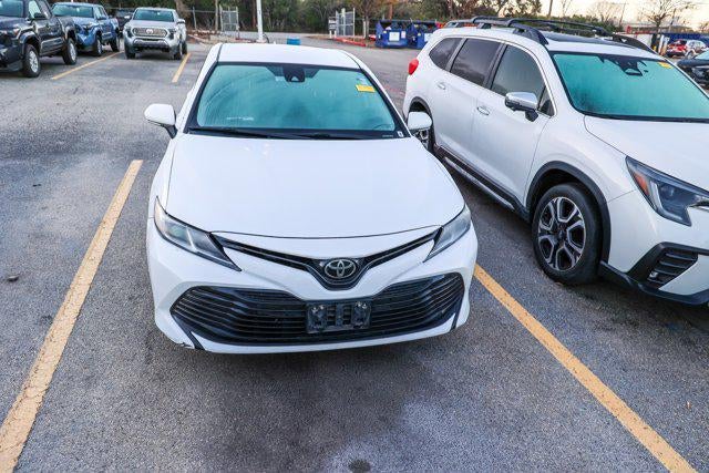 2020 Toyota CAMRY LE