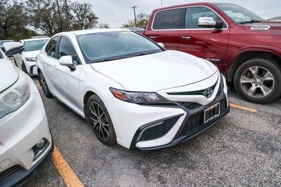 2024 Toyota CAMRY SE