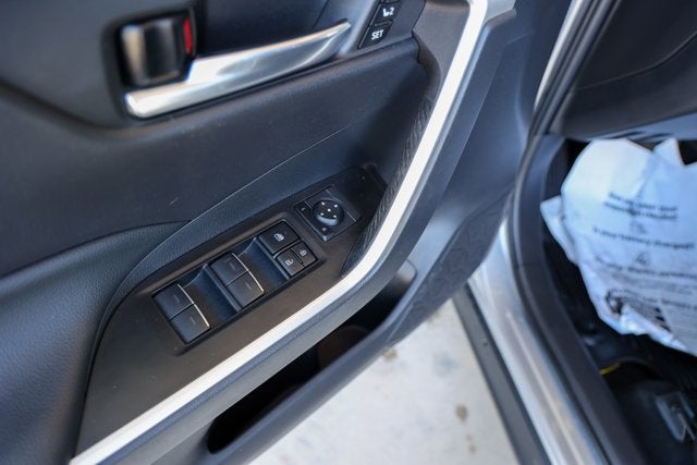 2022 Toyota RAV4 HYBRID Hybrid XLE Premium