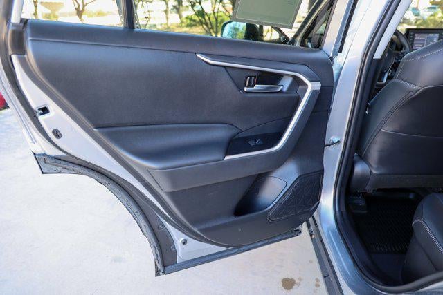 2022 Toyota RAV4 HYBRID Hybrid XLE Premium