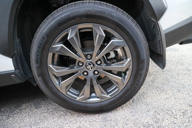 2025 Toyota RAV4 Hybrid XLE Premium