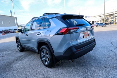 2025 Toyota RAV4 Hybrid LE