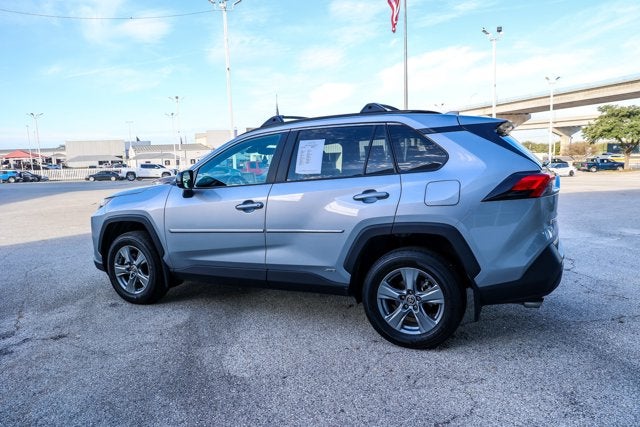 2025 Toyota RAV4 Hybrid LE