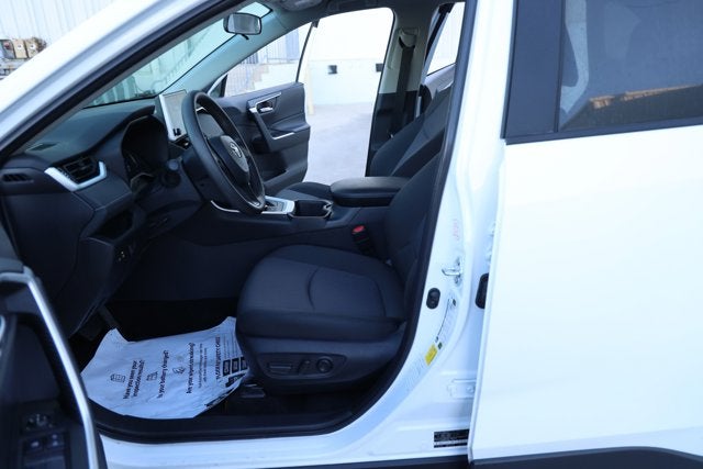 2025 Toyota RAV4 HYBRID Hybrid XLE