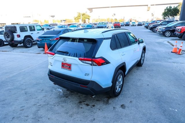 2025 Toyota RAV4 HYBRID Hybrid XLE