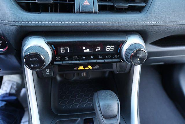 2025 Toyota RAV4 HYBRID Hybrid XLE