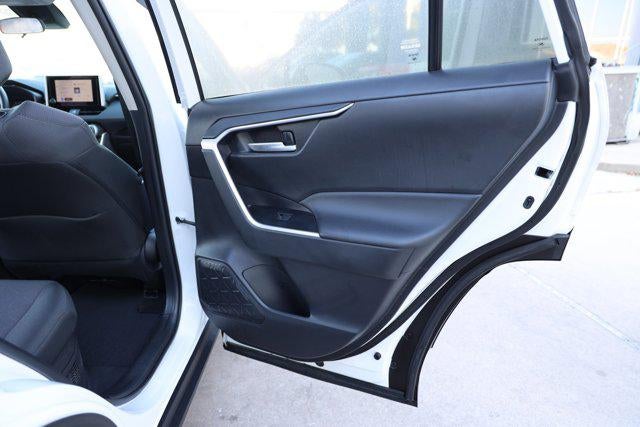 2025 Toyota RAV4 HYBRID Hybrid XLE