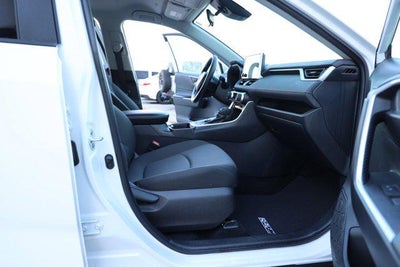 2025 Toyota RAV4 HYBRID Hybrid XLE