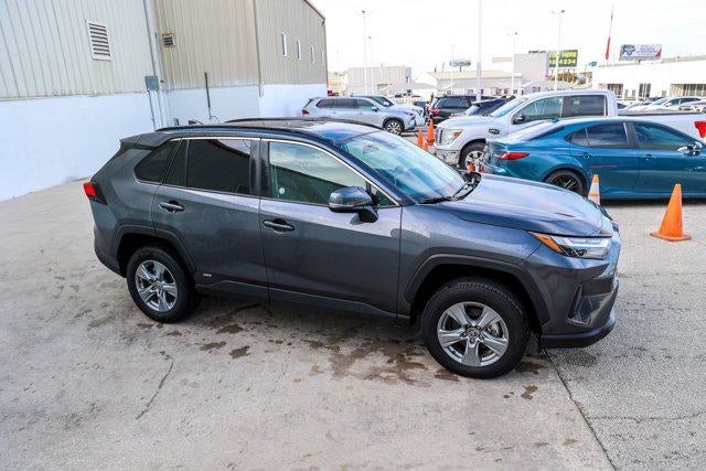 2025 Toyota RAV4 HYBRID Hybrid XLE