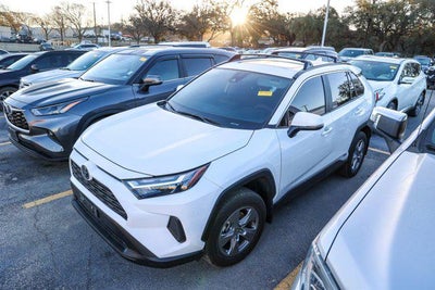 2025 Toyota RAV4 HYBRID Hybrid XLE
