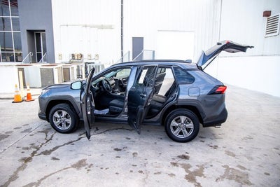 2025 Toyota RAV4 HYBRID Hybrid XLE