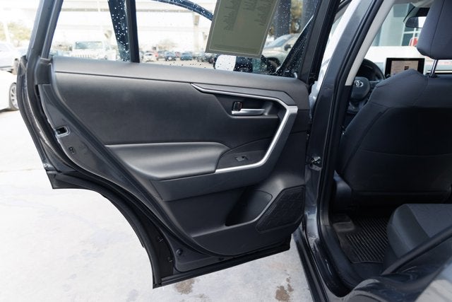 2025 Toyota RAV4 HYBRID Hybrid XLE